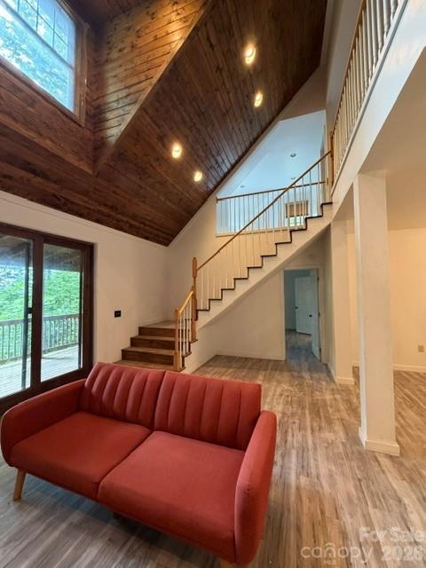 140 Falls Crossing Rd, Burnsville, NC 28714