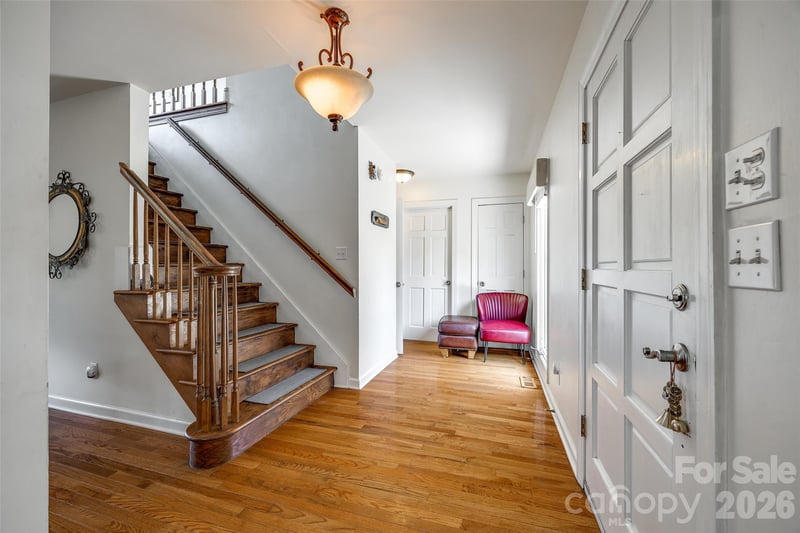 1088 Palmyra Dr, Tega Cay, SC 29708