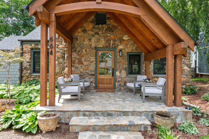 664 Lakeshore Dr, Asheville, NC 28804