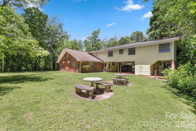3324 Hwy 28 Rd, Bryson City, NC 28713