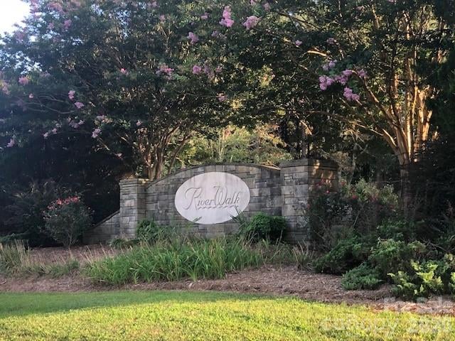 136 Oak Point Ln #36, Stony Point, NC 28678