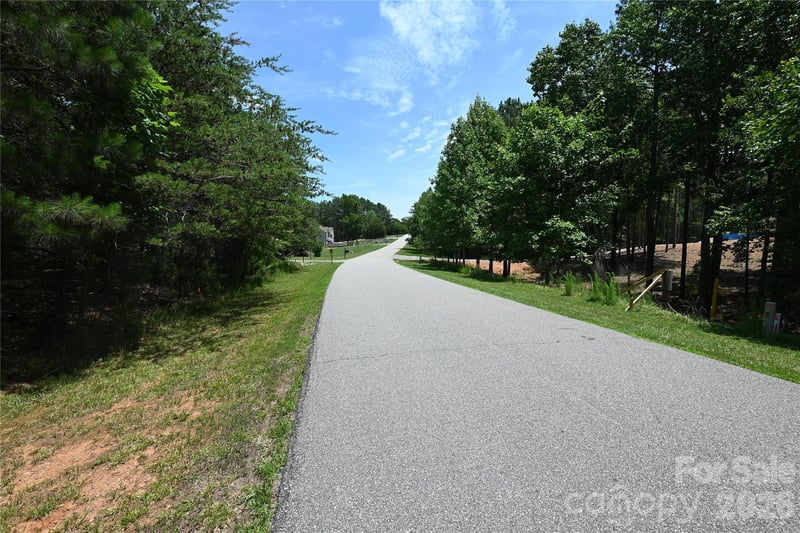 136 Oak Point Ln #36, Stony Point, NC 28678