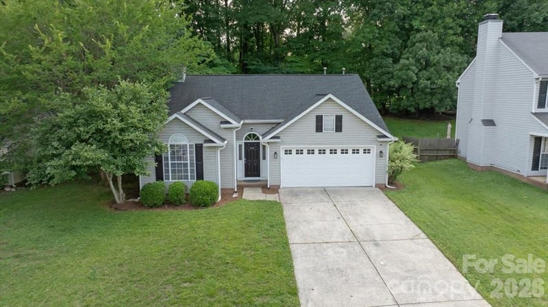 14136 Walkers Crossing Dr, Charlotte, NC 28273