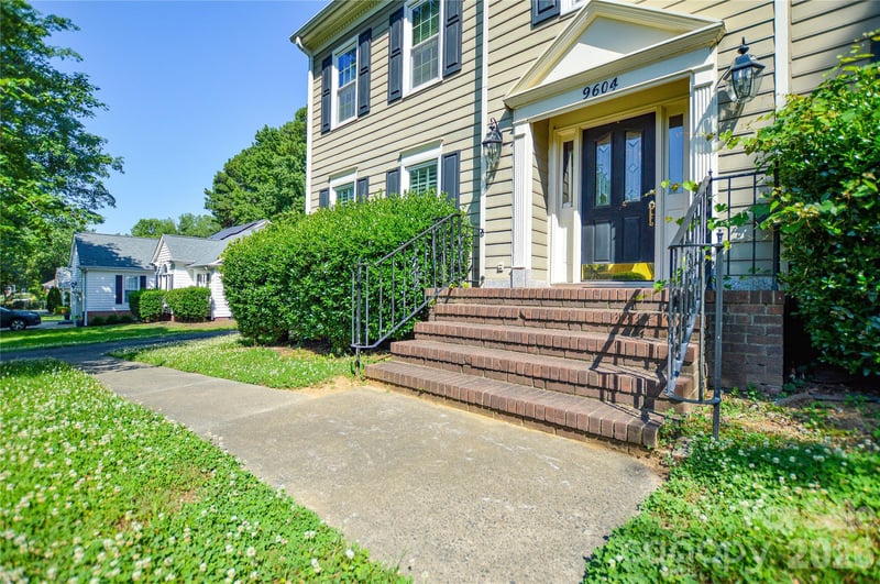 9604 Stanton Green Ct, Charlotte, NC 28277
