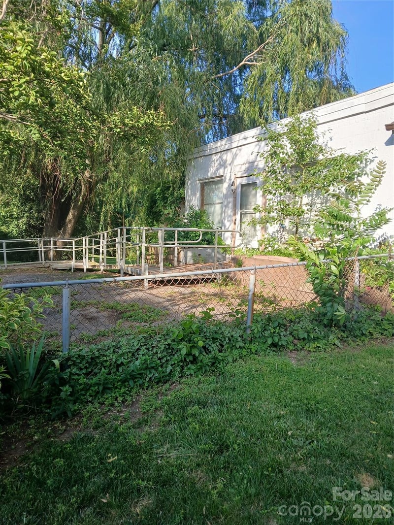 344 Haywood St, Asheville, NC 28801