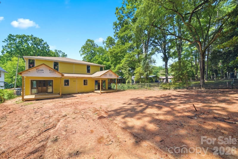2621 Springway Dr, Charlotte, NC 28205