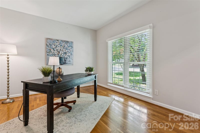 5529 Fairvista Dr, Charlotte, NC 28269
