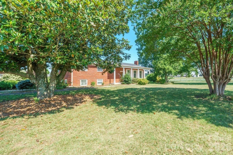809 New Sterling Rd, Stony Point, NC 28678