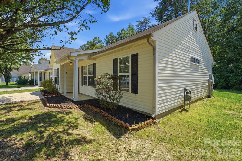 2928 Westwinds Ct, Charlotte, NC 28214