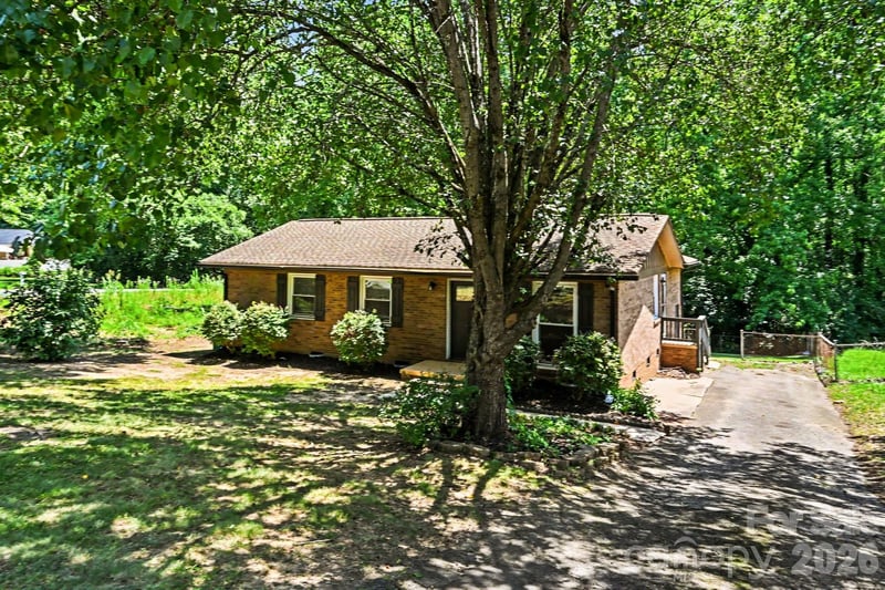 1126 Claremont Rd, Charlotte, NC 28214