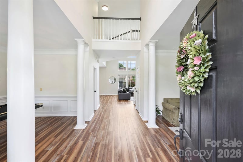 9318 Autumn Applause Dr, Charlotte, NC 28277