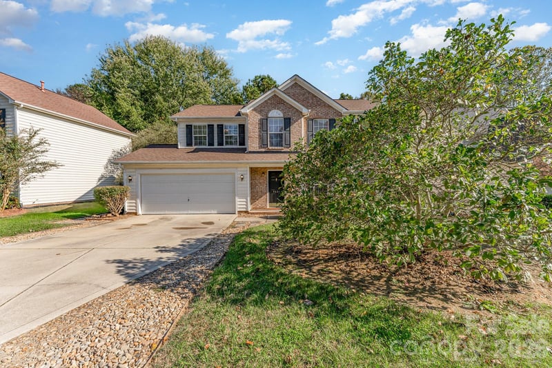 9824 Dauphine Dr, Charlotte, NC 28216