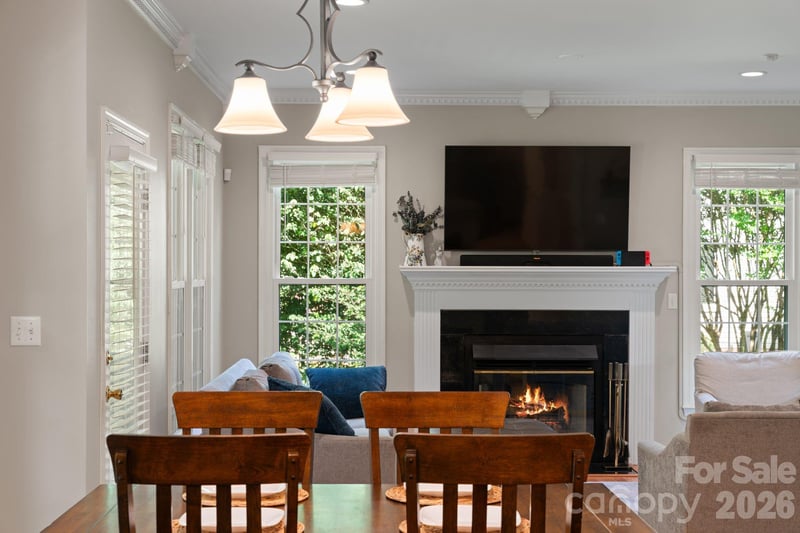 237 Windsor Forest Cir, Fletcher, NC 28732
