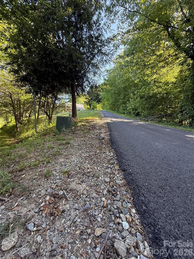 9999 Hunters Ridge Rd, Canton, NC 28716