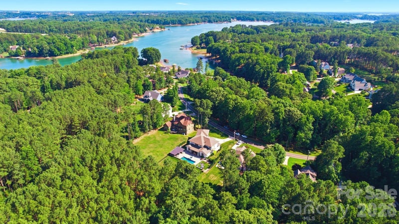 342 Kenway Loop, Mooresville, NC 28117