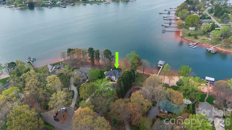 182 Malibu Rd, Mooresville, NC 28117