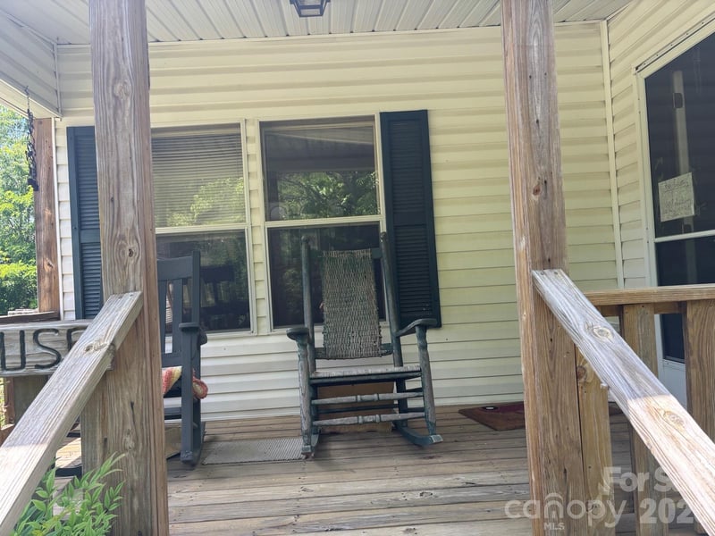 130 Wid Smith Rd, Burnsville, NC 28714