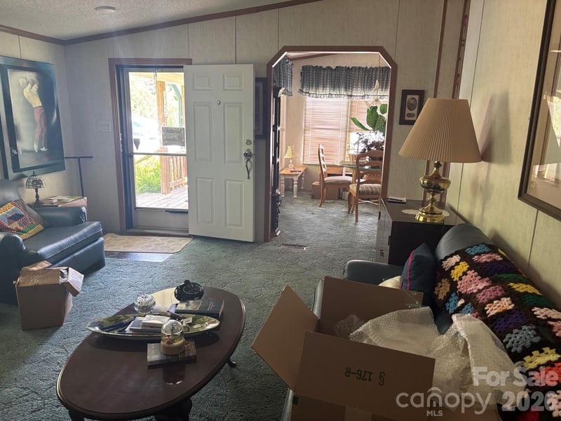 130 Wid Smith Rd, Burnsville, NC 28714