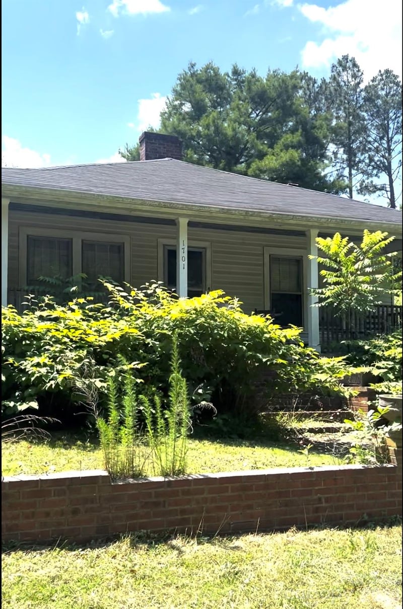 1701 Mcfarland Ave, Gastonia, NC 28052