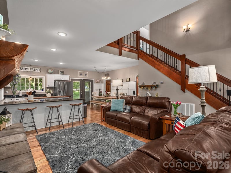 148 Campbell Creek Rd, Maggie Valley, NC 28751