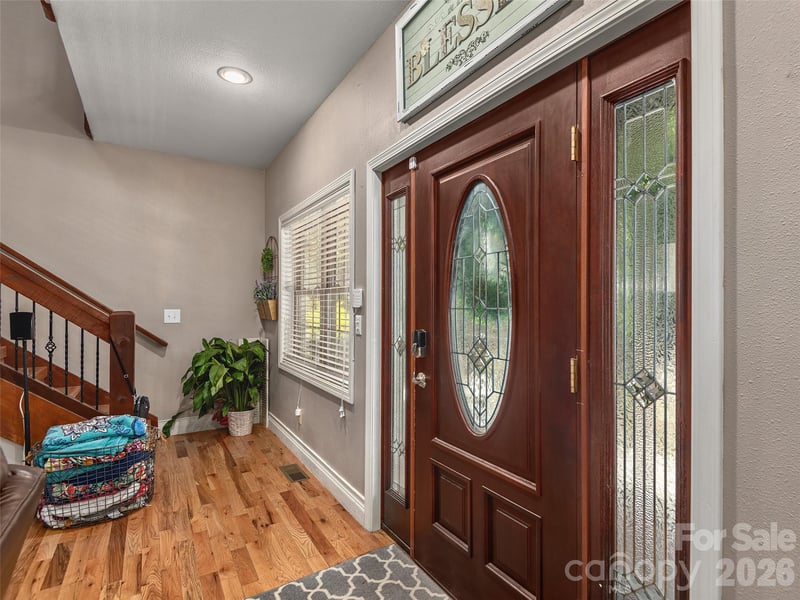 148 Campbell Creek Rd, Maggie Valley, NC 28751