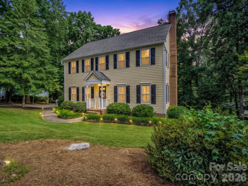 2720 Steeplechase Rd, Gastonia, NC 28056