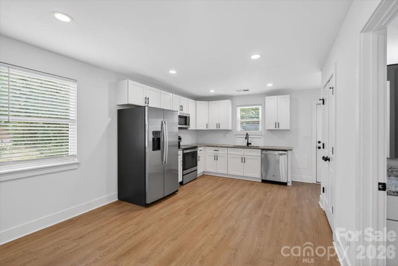 712-714 Evening Shade Ln, Gastonia, NC 28052