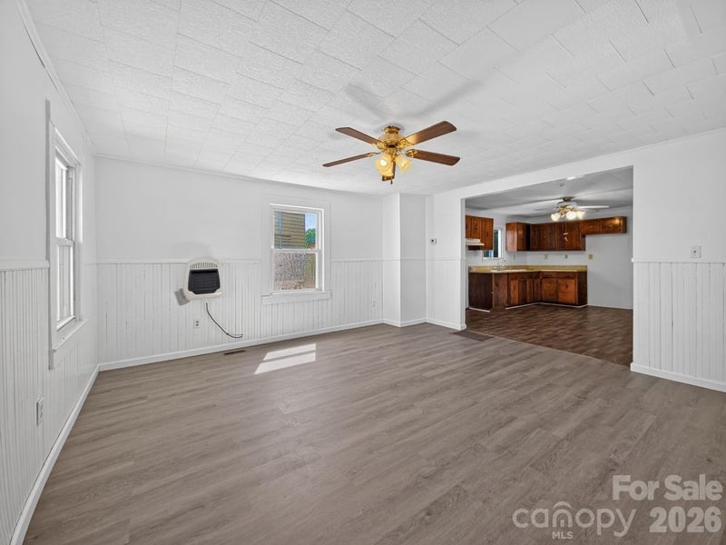 80 Ridge St, Marion, NC 28752