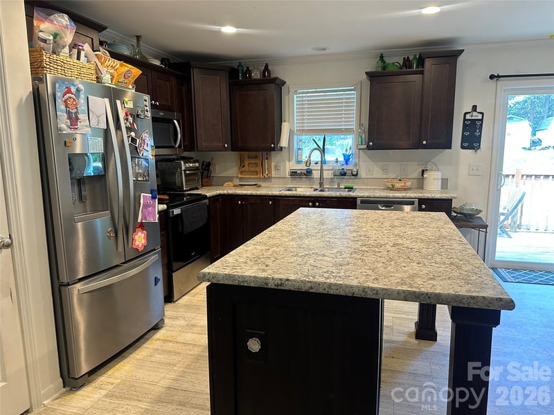 330 Memorial Hw, Harmony, NC 28634