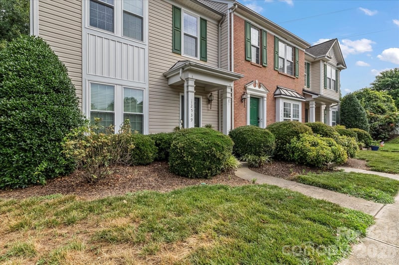 12541 Jessica Pl, Charlotte, NC 28269