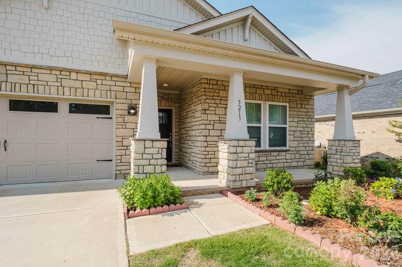5213 Birchhill Rd, Charlotte, NC 28227