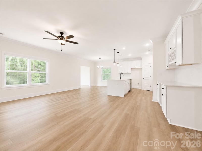 1232 Sharon Amity Rd, Charlotte, NC 28211