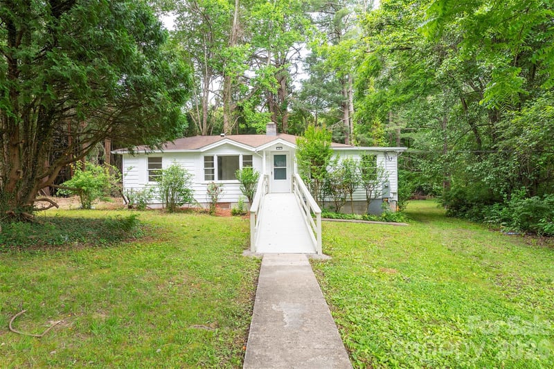 215 Merchant St, Asheville, NC 28803