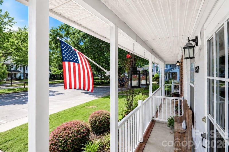 8157 Circle Tree Ln, Charlotte, NC 28277