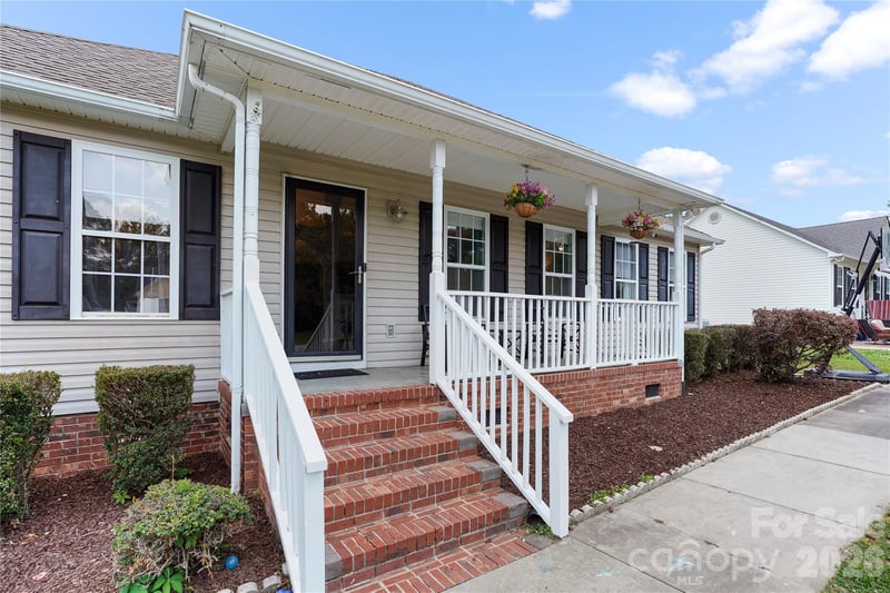 1668 Quail Rush Dr, Rock Hill, SC 29730