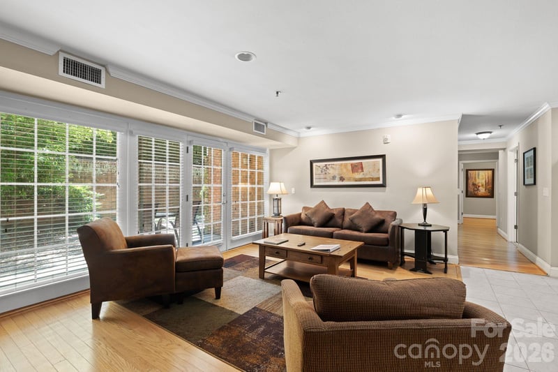 201 Bowling Park Rd, Asheville, NC 28803