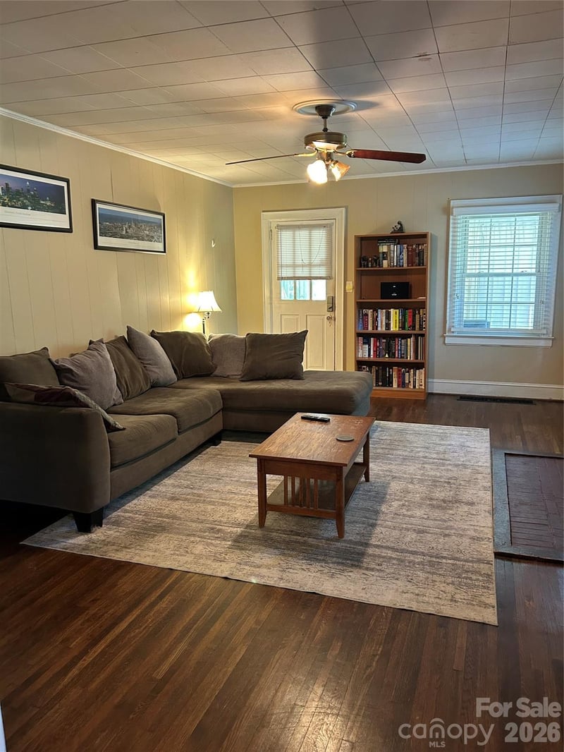 1920 Wood Dale Ter, Charlotte, NC 28203