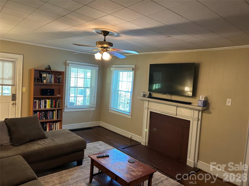 1920 Wood Dale Ter, Charlotte, NC 28203