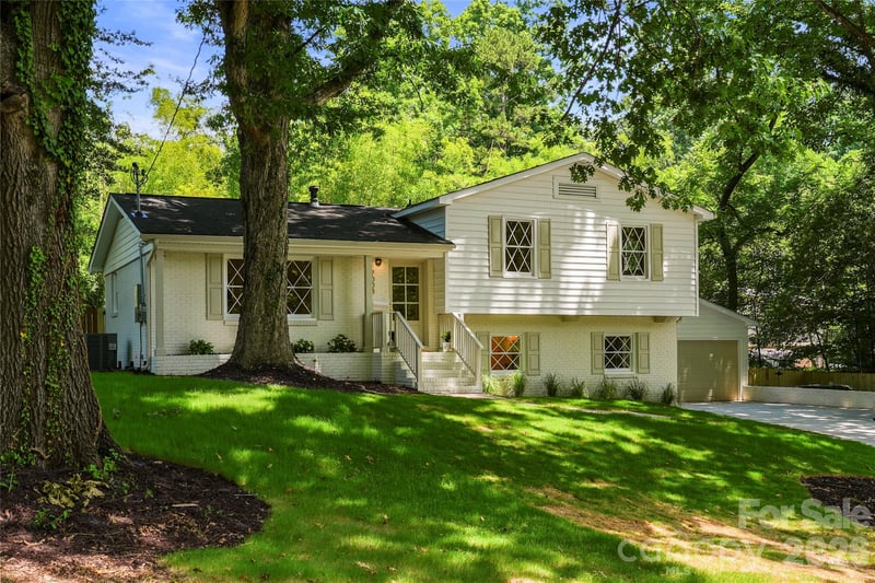 7008 Brynhurst Dr, Charlotte, NC 28210