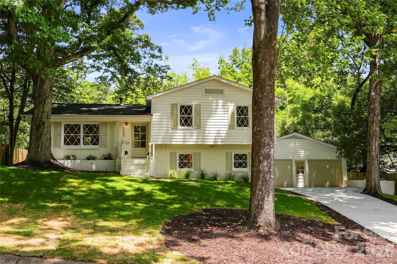 7008 Brynhurst Dr, Charlotte, NC 28210