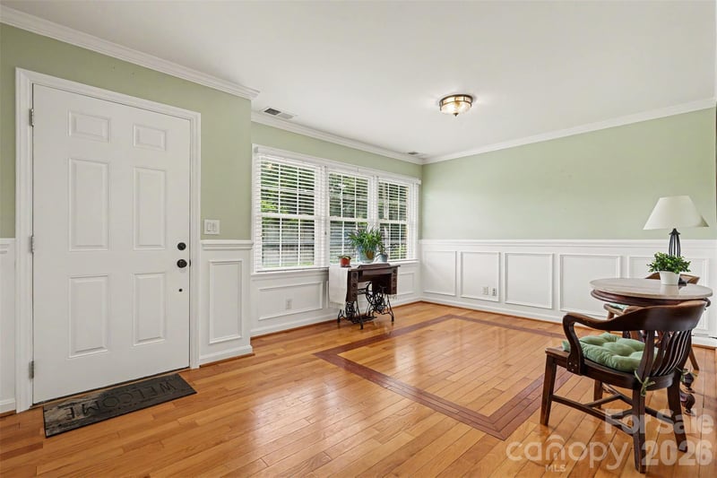 114 Carderock Ct, Charlotte, NC 28214