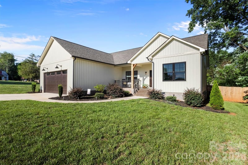 2616 Teague St, Lincolnton, NC 28092