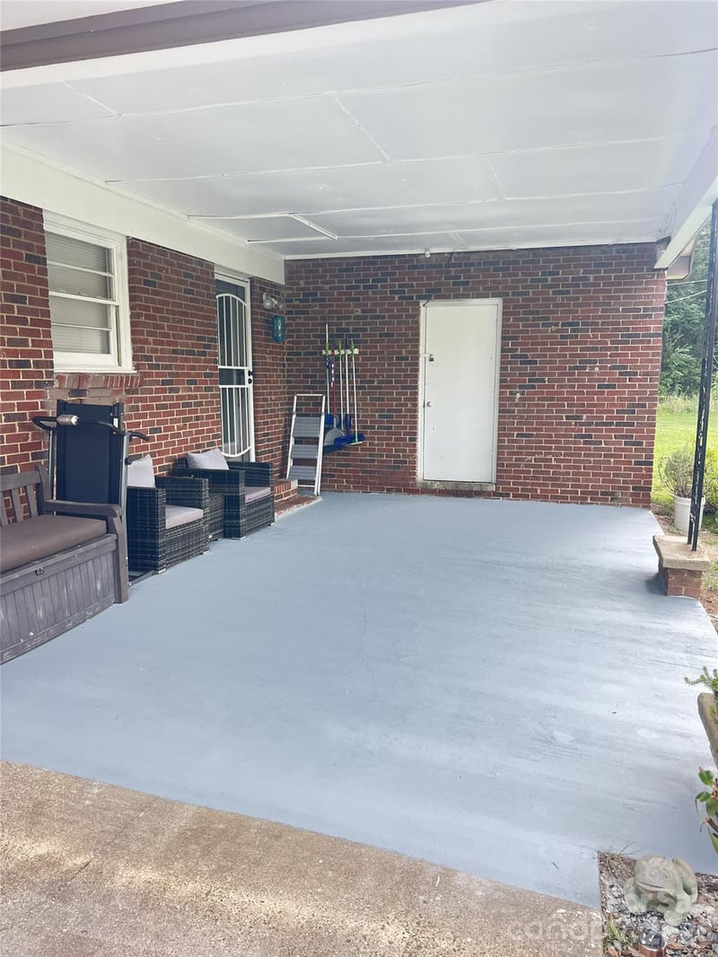 1174 Stanley Dr, Rock Hill, SC 29730