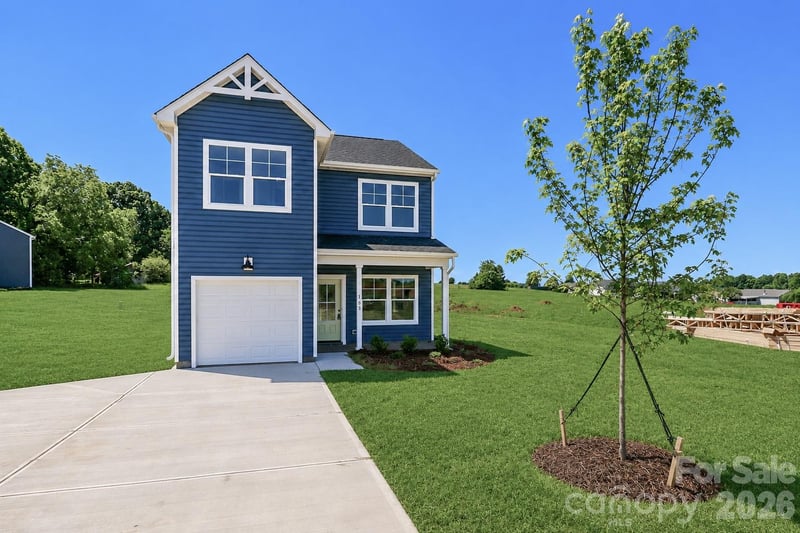 102 Sixth Ave, Hildebran, NC 28602