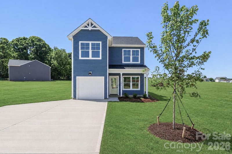 102 Sixth Ave, Hildebran, NC 28602