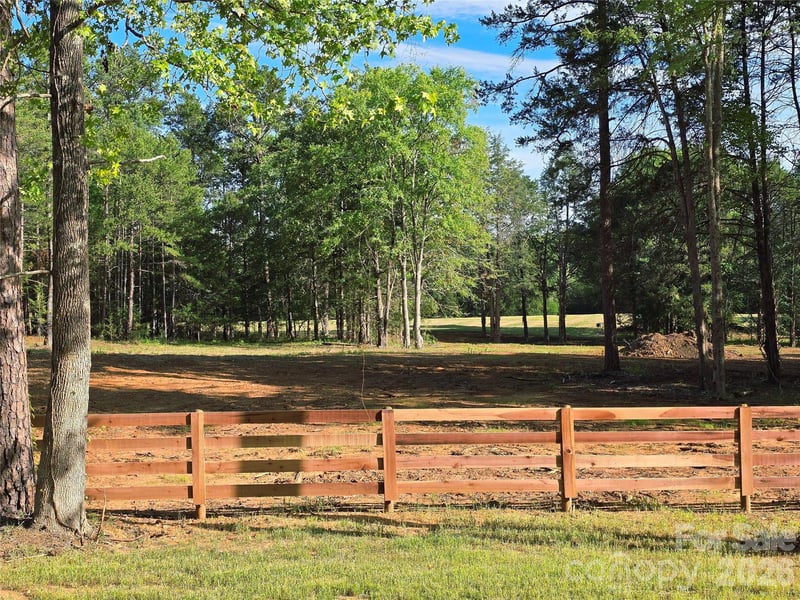000 Pathway Ln #4, Chester, SC 29706