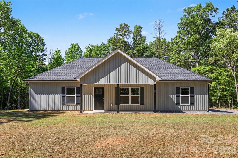 3299 Old Seine Rd, Smyrna, SC 29743