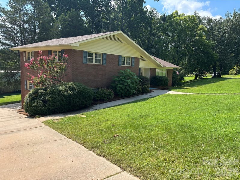 347 Hatley Cir, Concord, NC 28025