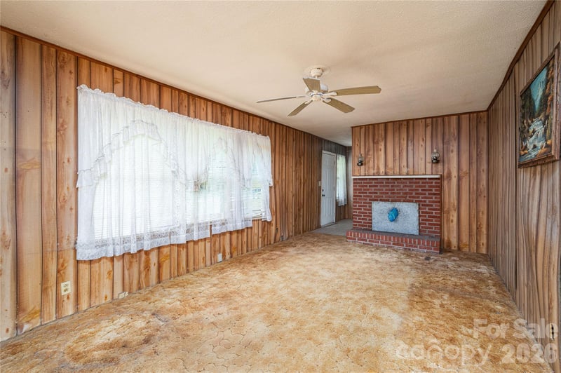 455 Huffman Rd, Blacksburg, SC 29702