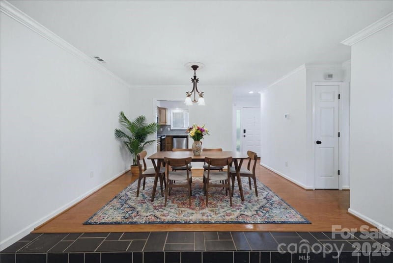232 Queens Rd #37, Charlotte, NC 28204